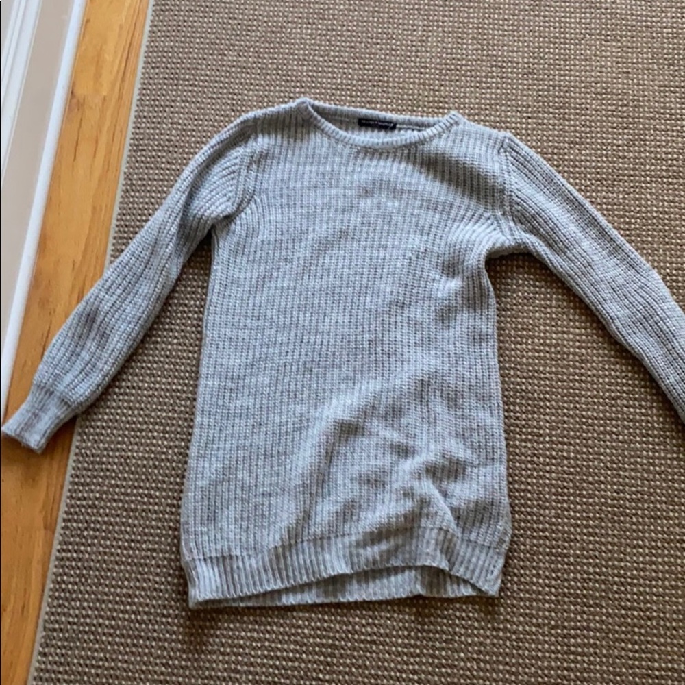 sweatshirt